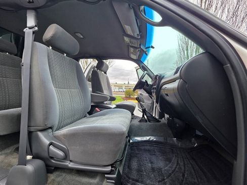 Used 2004 Toyota Tundra SR5 image 14
