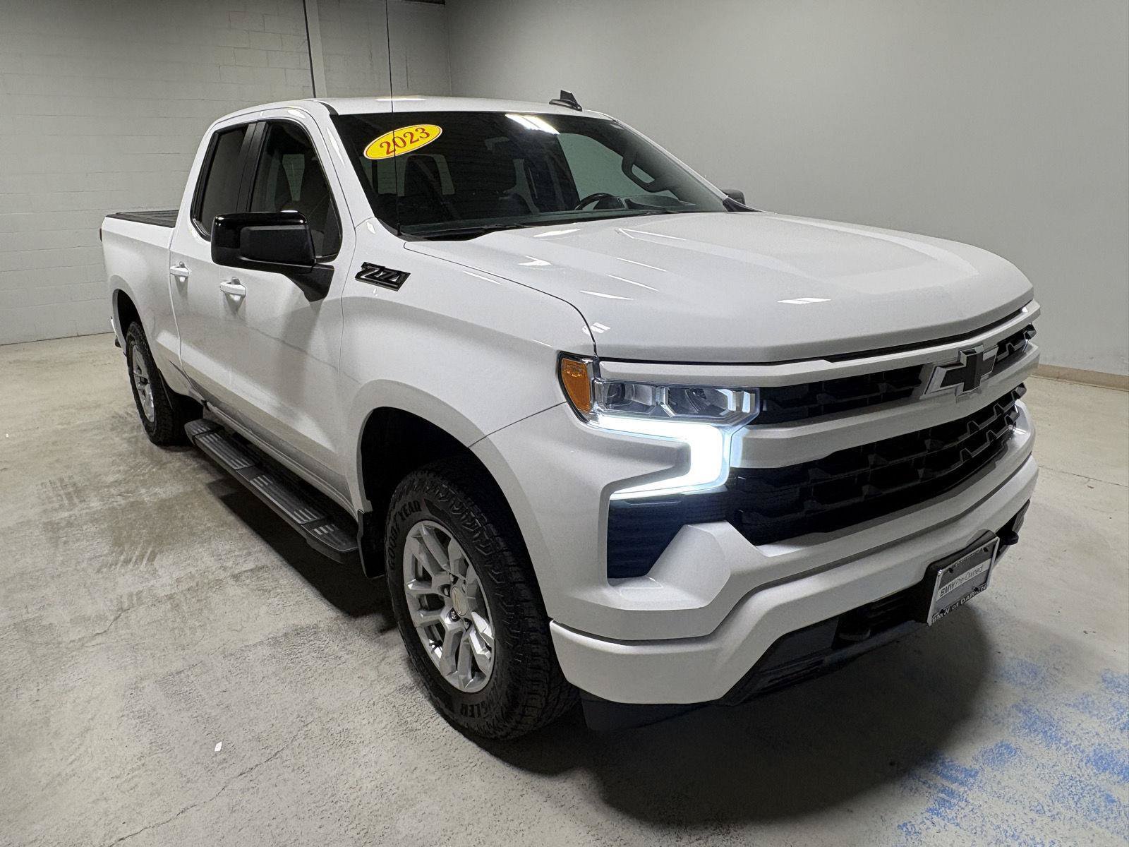 Used 2023 Chevrolet Silverado 1500 RST AWD/4WD image 19
