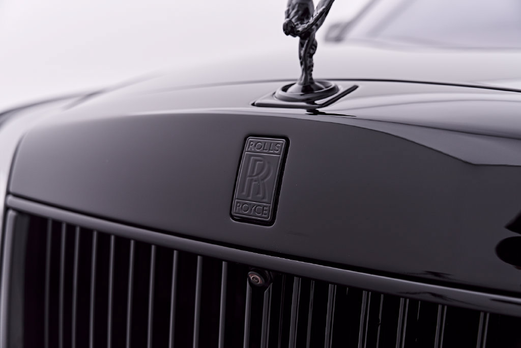 Used 2024 Rolls-Royce Phantom Sedan w/ The Phantom Package RWD image 20