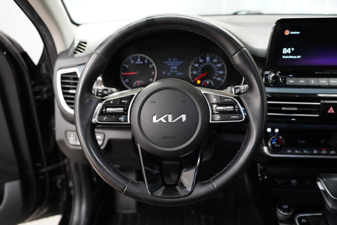 Used 2022 Kia Seltos Nightfall Edition AWD/4WD image 12