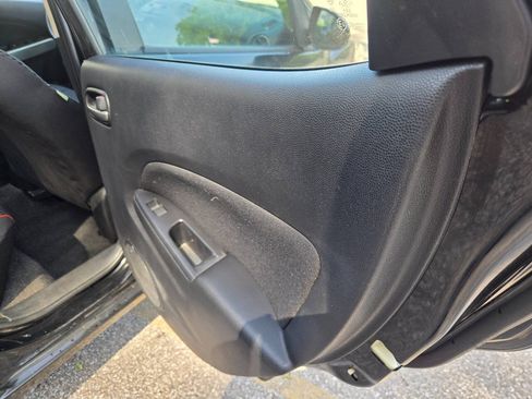 Used 2012 MAZDA MAZDA2 Touring FWD image 29