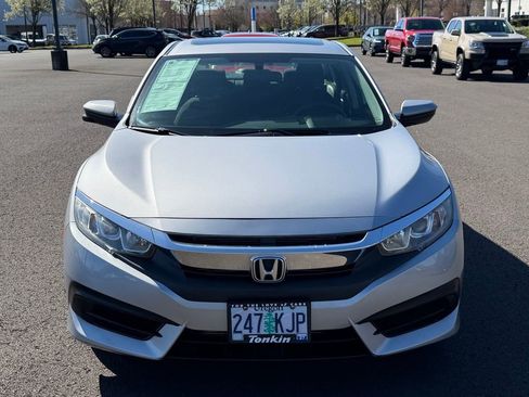 Used 2017 Honda Civic EX image 3