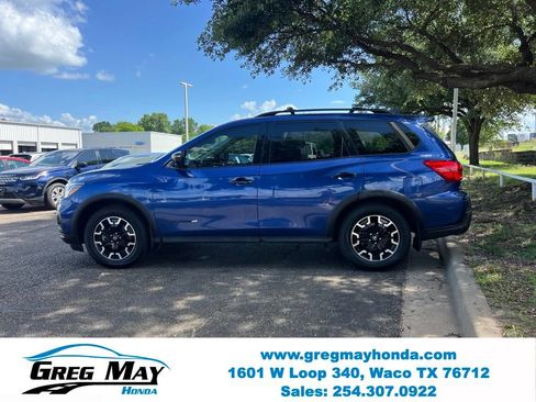 Used 2019 Nissan Pathfinder SL FWD image 4