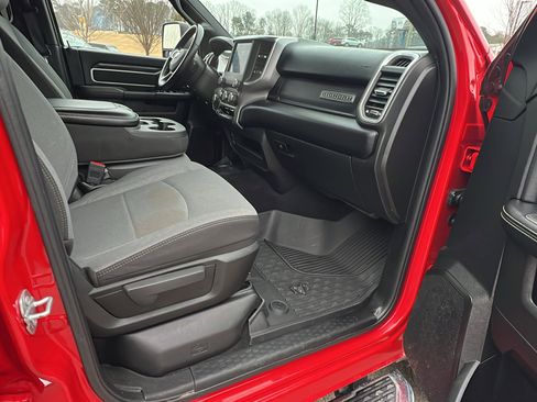 Used 2024 RAM 2500 Big Horn w/ Bed Utility Group image 19