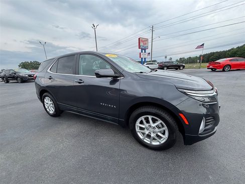 Used 2022 Chevrolet Equinox LT AWD/4WD image 9