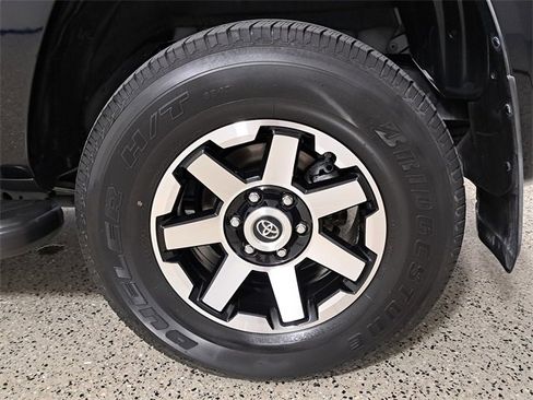 Used 2021 Toyota 4Runner TRD Off-Road Premium image 8