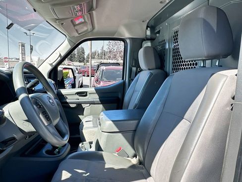 Used 2020 Nissan NV 2500 SV w/ Navigation Package RWD image 12