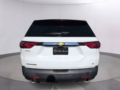 Used 2022 Chevrolet Traverse LT FWD image 4