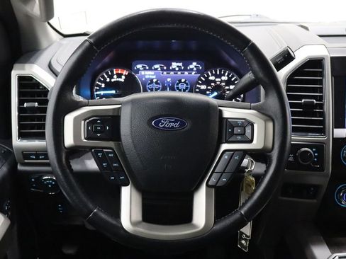 Used 2021 Ford F250 Lariat image 27