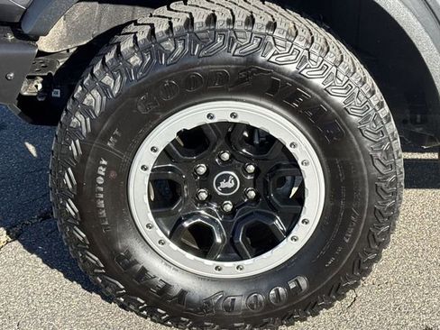 Used 2022 Ford Bronco Badlands w/ Sasquatch Package image 29