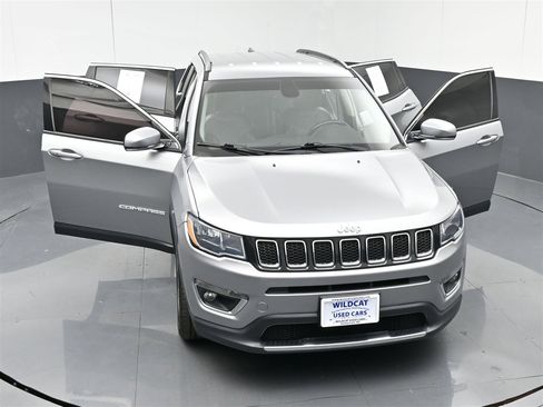 Used 2020 Jeep Compass Limited image 38