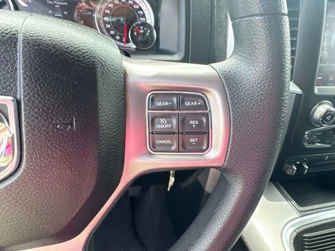 Used 2022 RAM 1500 Classic SLT w/ Electronics Group image 22