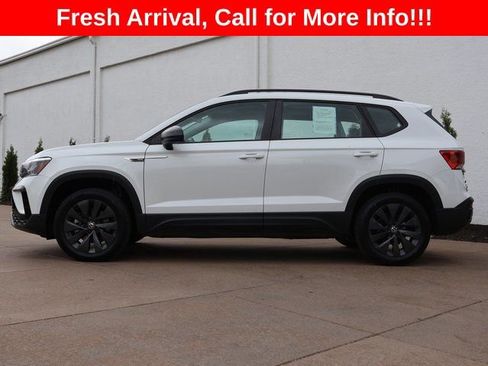 Used 2023 Volkswagen Taos S w/ Driver Assistance Package FWD image 3