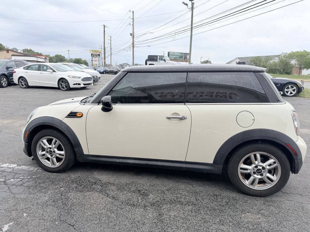 Used 2013 MINI Cooper Hardtop FWD image 3