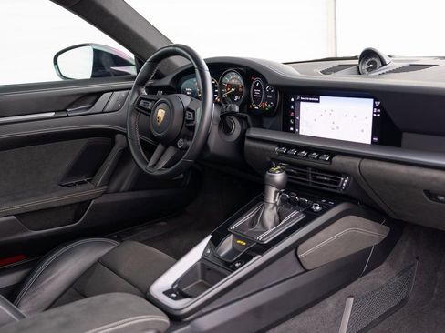 Certified 2022 Porsche 911 GT3 RWD image 21