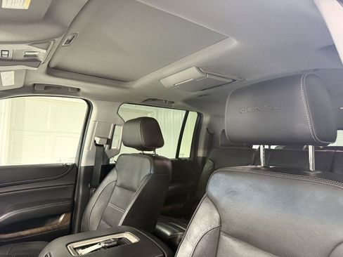 Used 2018 GMC Yukon XL Denali w/ Denali Ultimate Package image 10