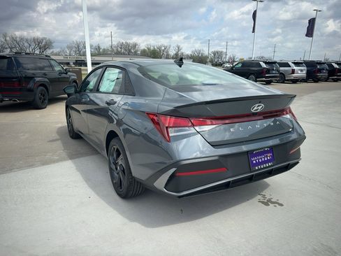 New 2026 Hyundai Elantra Sport image 6