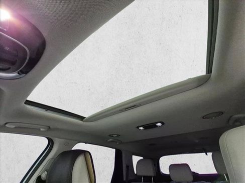 Used 2022 Hyundai Palisade SEL w/ 8P Bench Seat Package FWD image 21