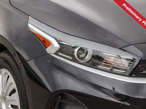 Used 2024 Kia Forte LX FWD image 4