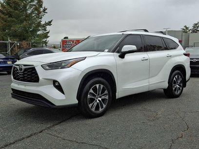 Used 2022 Toyota Highlander XLE