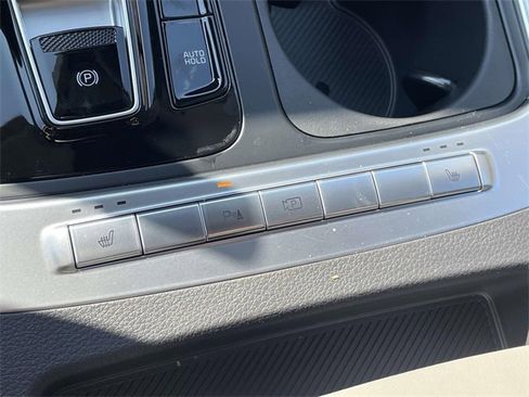 New 2026 Kia Carnival EX image 39