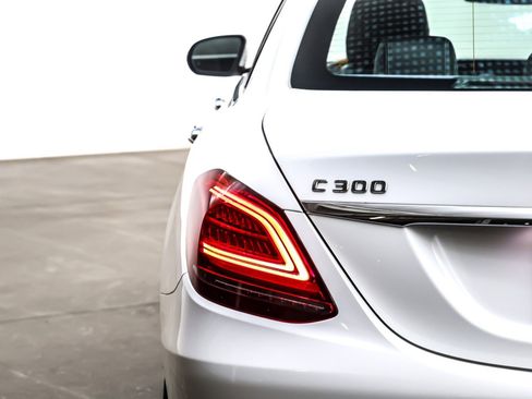 Used 2021 Mercedes-Benz C 300 Sedan image 15