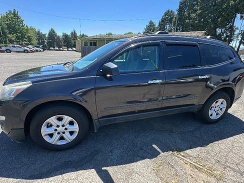 Used 2015 Chevrolet Traverse LS AWD/4WD image 6