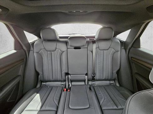 Used 2023 Audi Q5 2.0T Premium Plus w/ Premium Plus Package AWD/4WD image 15