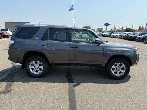 Used 2018 Toyota 4Runner SR5 Premium AWD/4WD image 11
