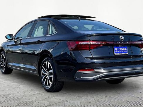 New 2026 Volkswagen Jetta SE image 4