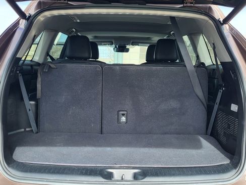 Used 2017 Toyota Highlander Limited image 21