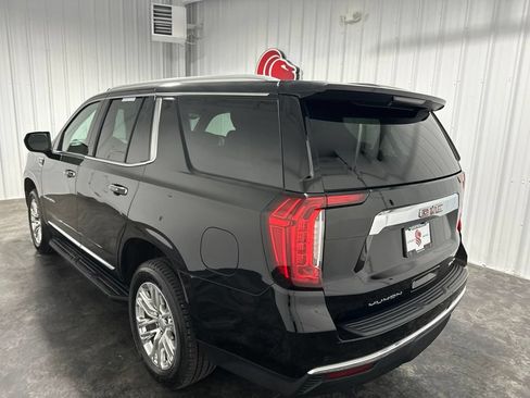 Used 2023 GMC Yukon SLT AWD/4WD image 8