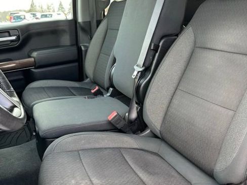 Used 2019 Chevrolet Silverado 1500 LT w/ All-Star Edition image 17