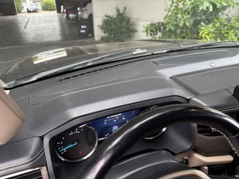 Used 2024 Ford Expedition Limited RWD image 37