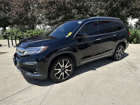 Used 2020 Honda Pilot Elite image 3