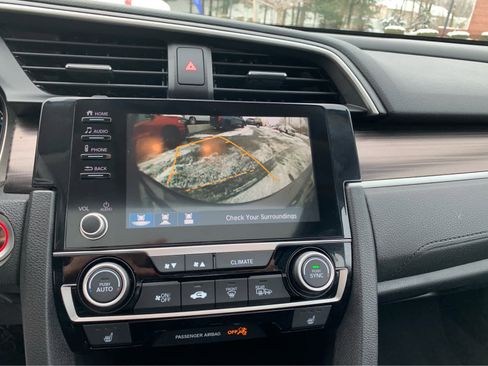 Used 2020 Honda Civic EX image 17