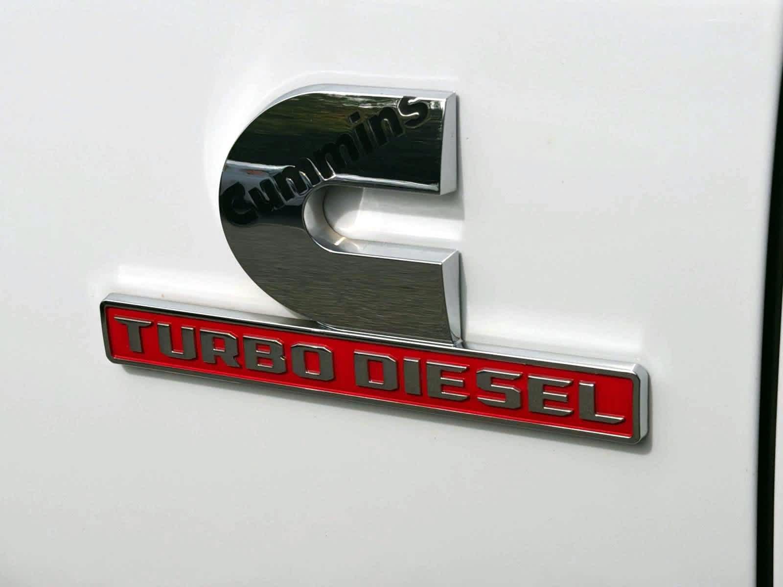 Used 2022 RAM 3500 Tradesman w/ Chrome Appearance Group AWD/4WD image 12