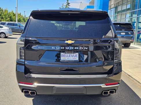 New 2026 Chevrolet Suburban High Country AWD/4WD image 4