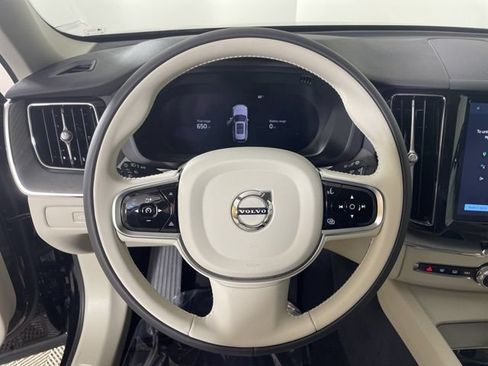 Certified 2025 Volvo XC60 T8 Plus w/ Protection Package Premier AWD/4WD image 17