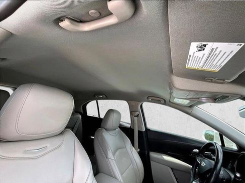 Used 2021 Cadillac XT4 Premium Luxury w/ Cold Weather Package image 17