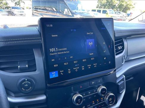 Certified 2022 Ford Expedition XLT RWD image 24