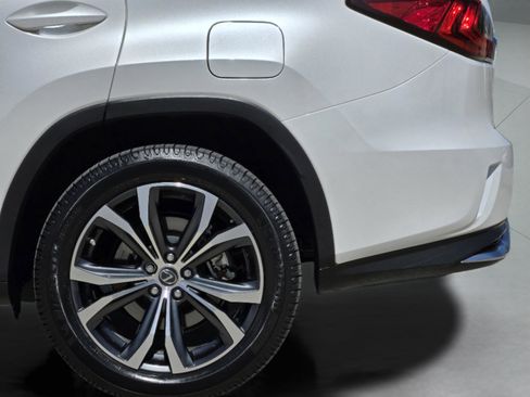 Certified 2021 Lexus RX 450hL Navigation, Premium Package w/ Premium Package image 16