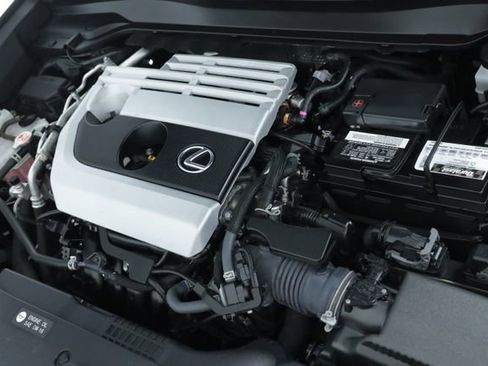 Used 2021 Lexus UX 200 w/ Accessory Package (Z2) image 9