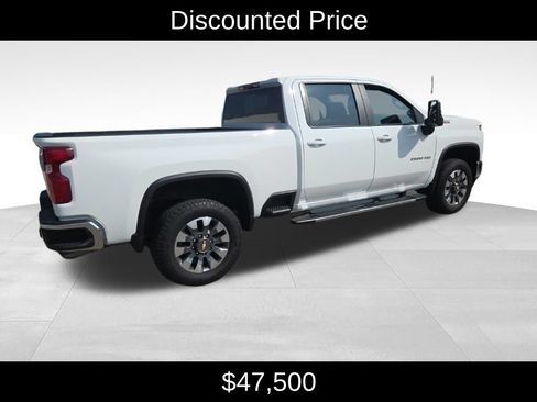 Used 2023 Chevrolet Silverado 2500 LT w/ All Star Edition AWD/4WD image 3