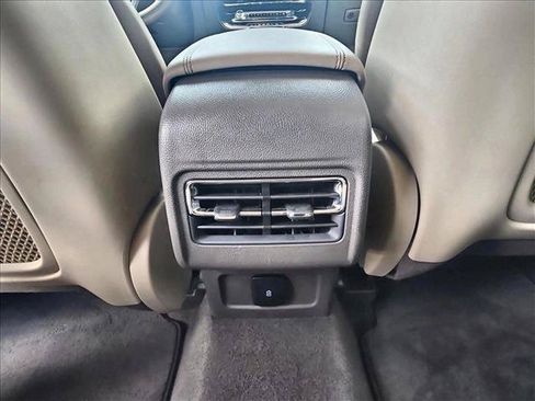 Used 2024 Lincoln Corsair FWD image 17