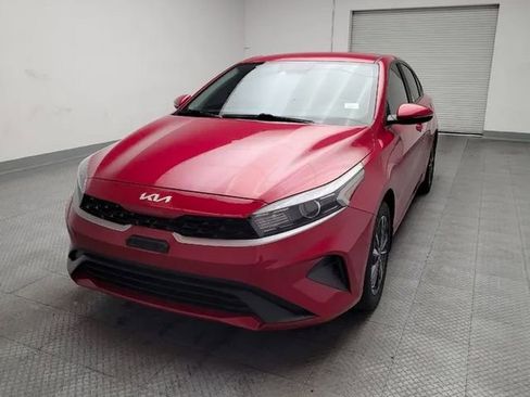 Used 2024 Kia Forte LXS image 2