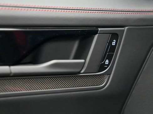 New 2026 Porsche Cayenne GTS AWD/4WD image 15