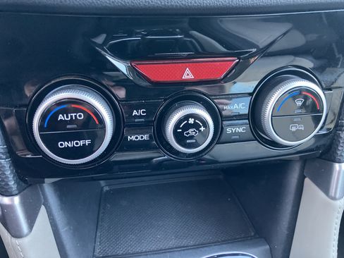 Used 2023 Subaru Forester Limited image 17