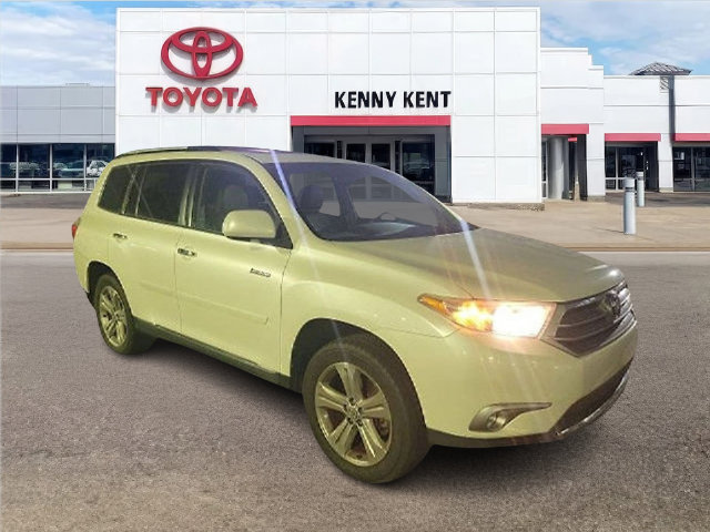 Used 2013 Toyota Highlander Limited FWD image 1