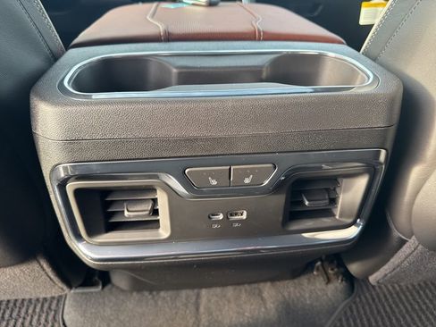 New 2026 GMC Sierra 1500 Denali Ultimate w/ LPO, Black Badging Package image 16